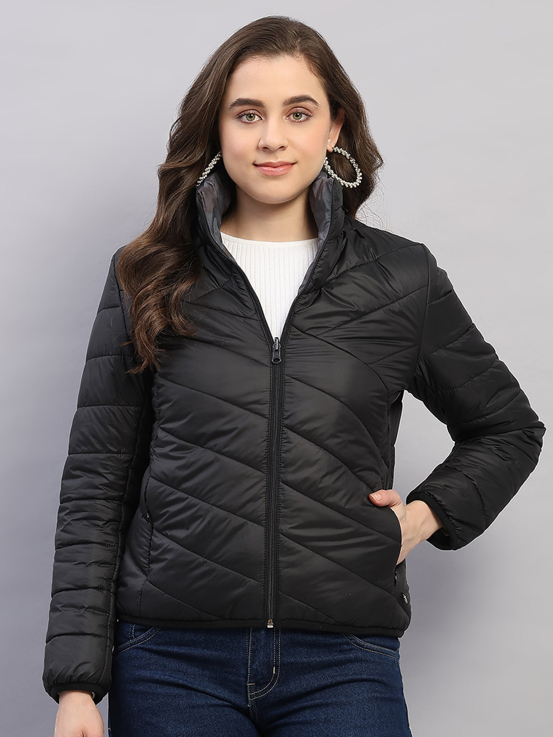 Women Black Solid Collar Full Sleeve Reversible Jacket