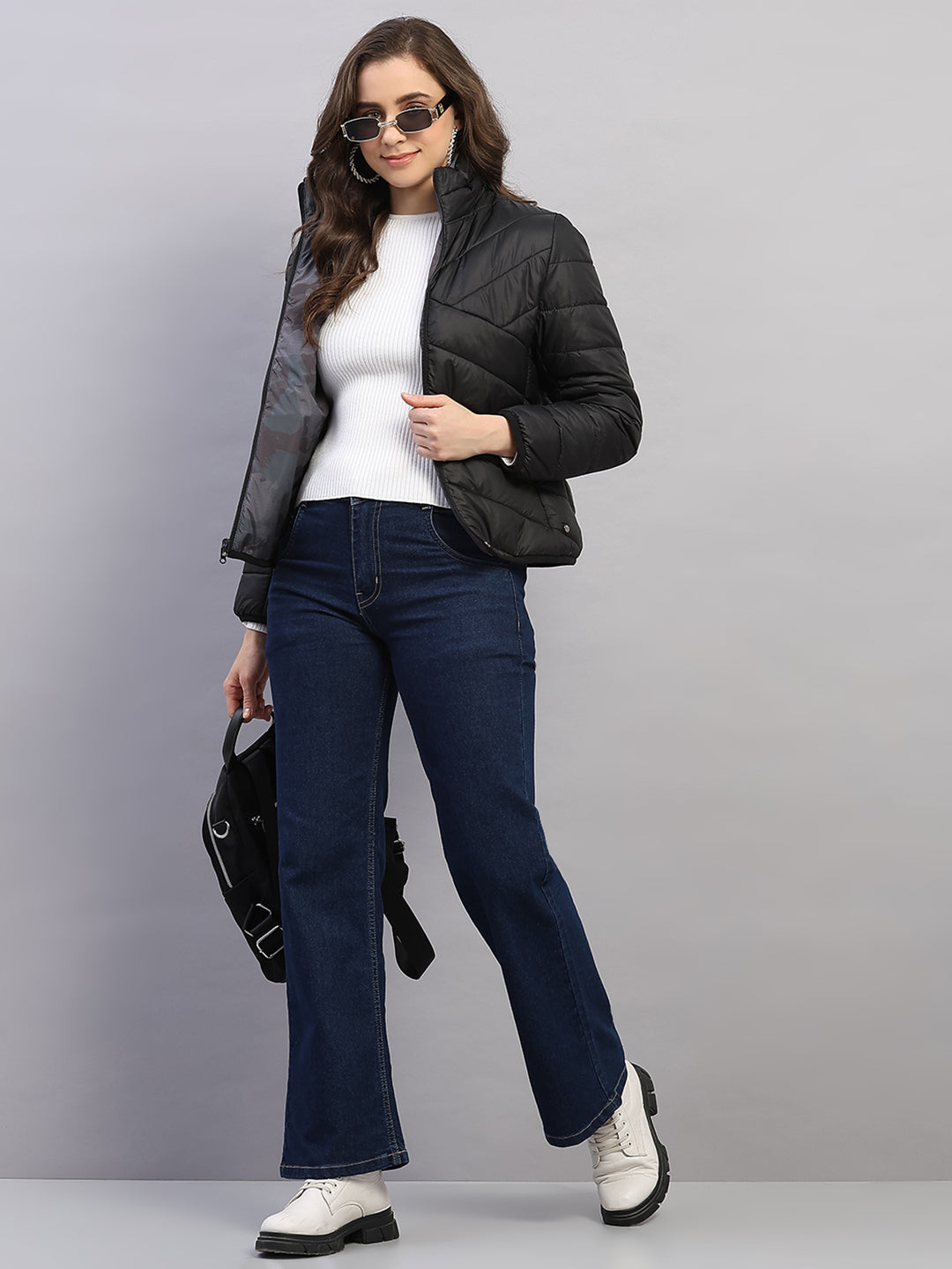 Women Black Solid Collar Full Sleeve Reversible Jacket