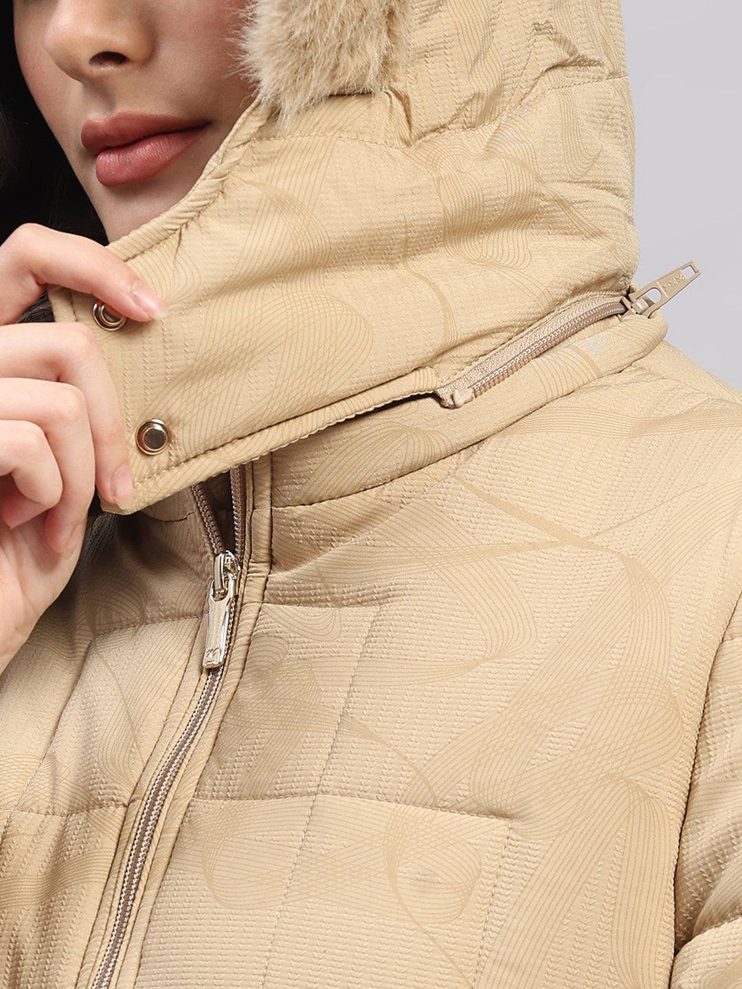 Women Beige Printed Hooded Full Sleeve Jacket (-10° Protection)