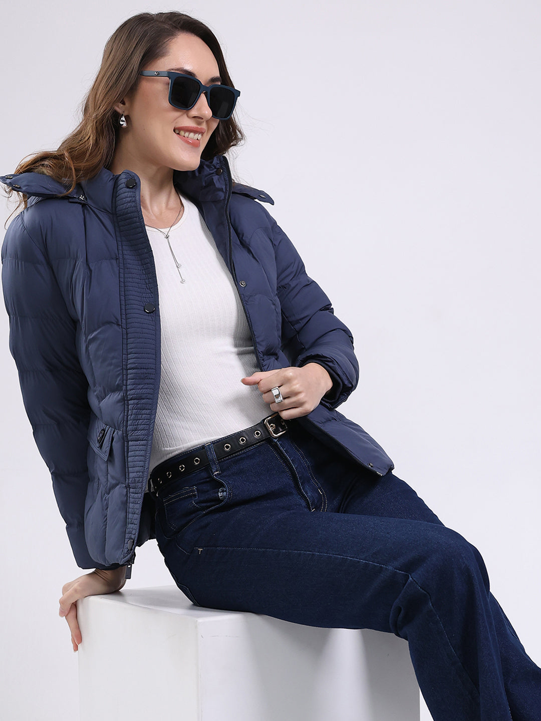 Women Navy Blue Solid Hooded Full Sleeve Jacket