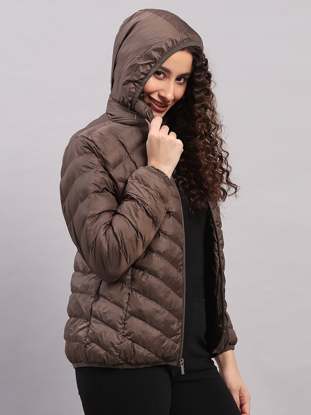 Women Brown Solid Hooded Lightweight Packable Jacket