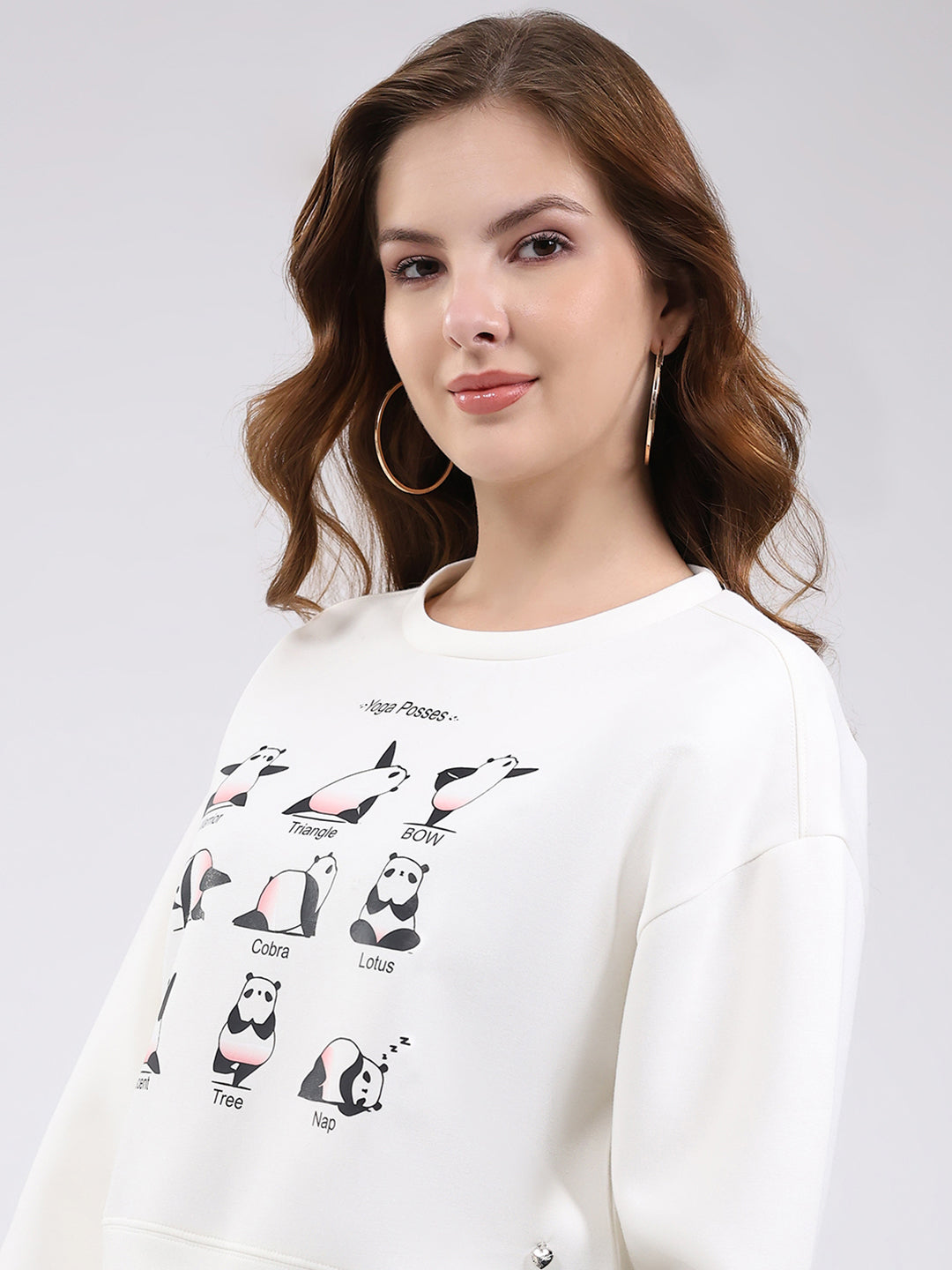 Women Off White Printed Round Neck Full Sleeve Sweatshirt