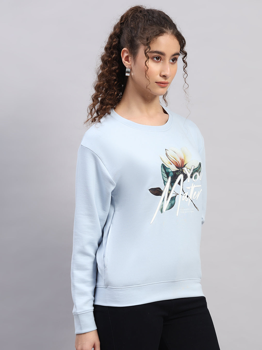 Women Sky Blue Printed Round Neck Full Sleeve Sweatshirt