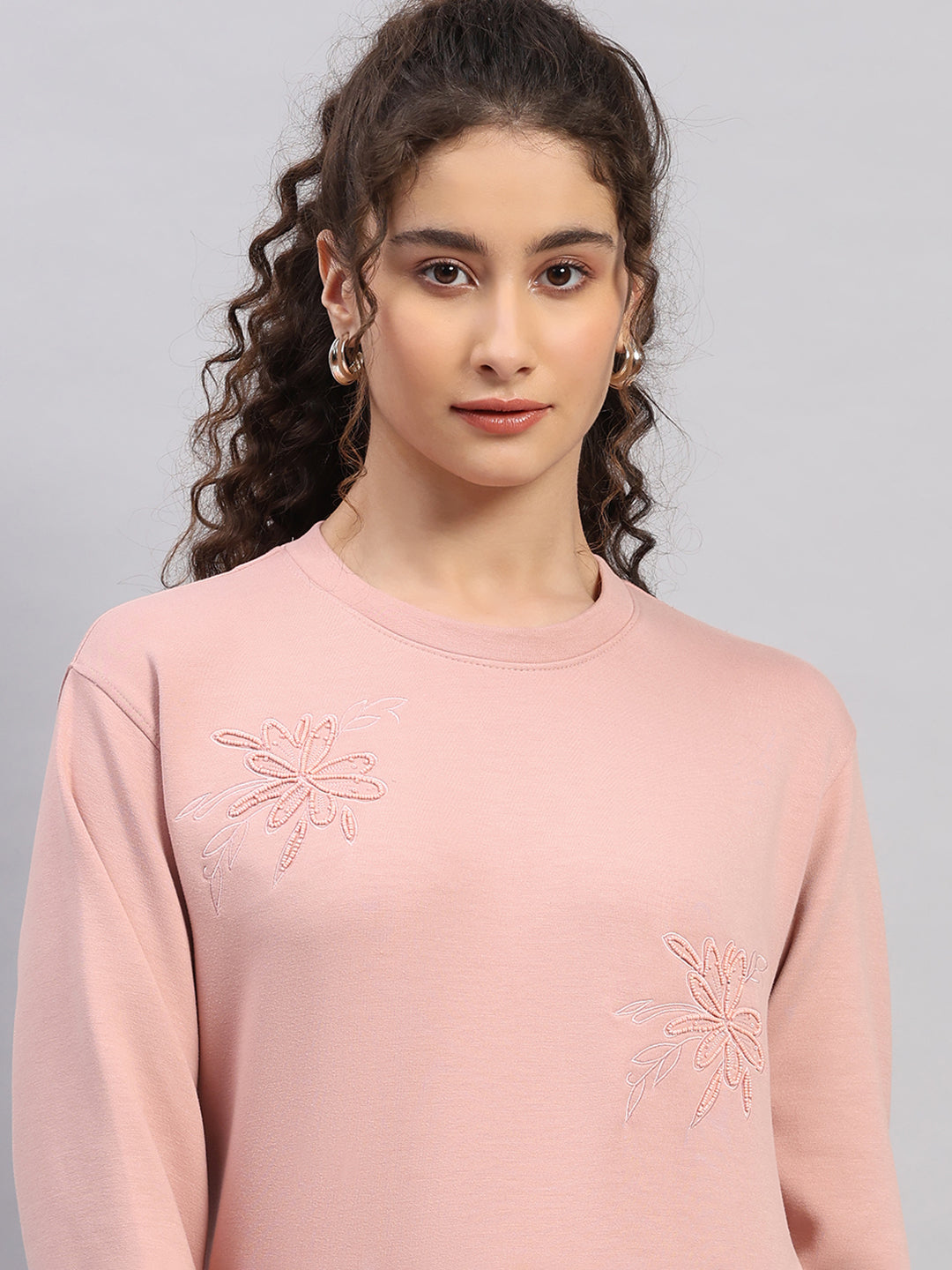 Women Pink Embroidered Round Neck Full Sleeve Sweatshirt