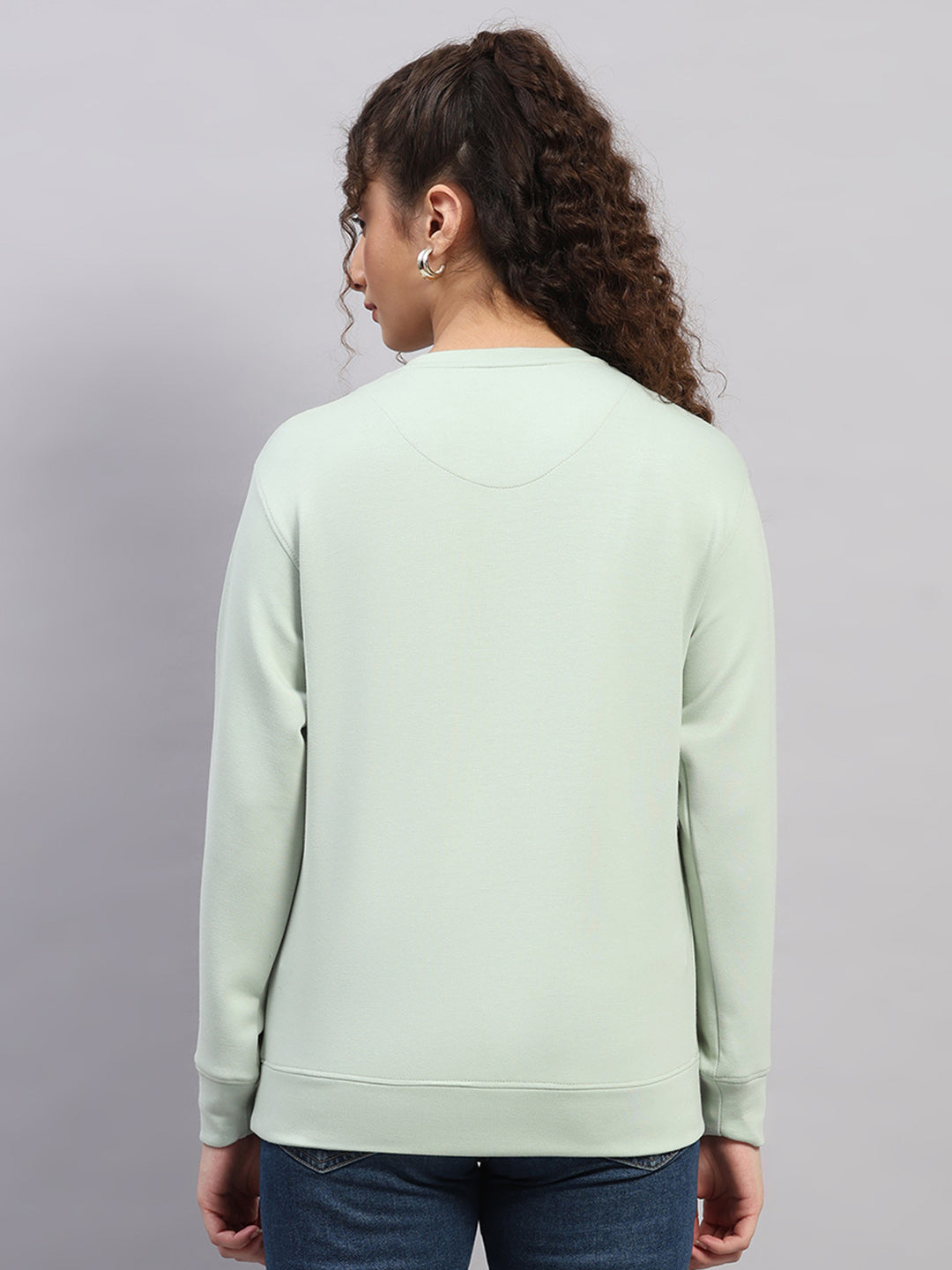 Women Green Embroidered Round Neck Full Sleeve Sweatshirt