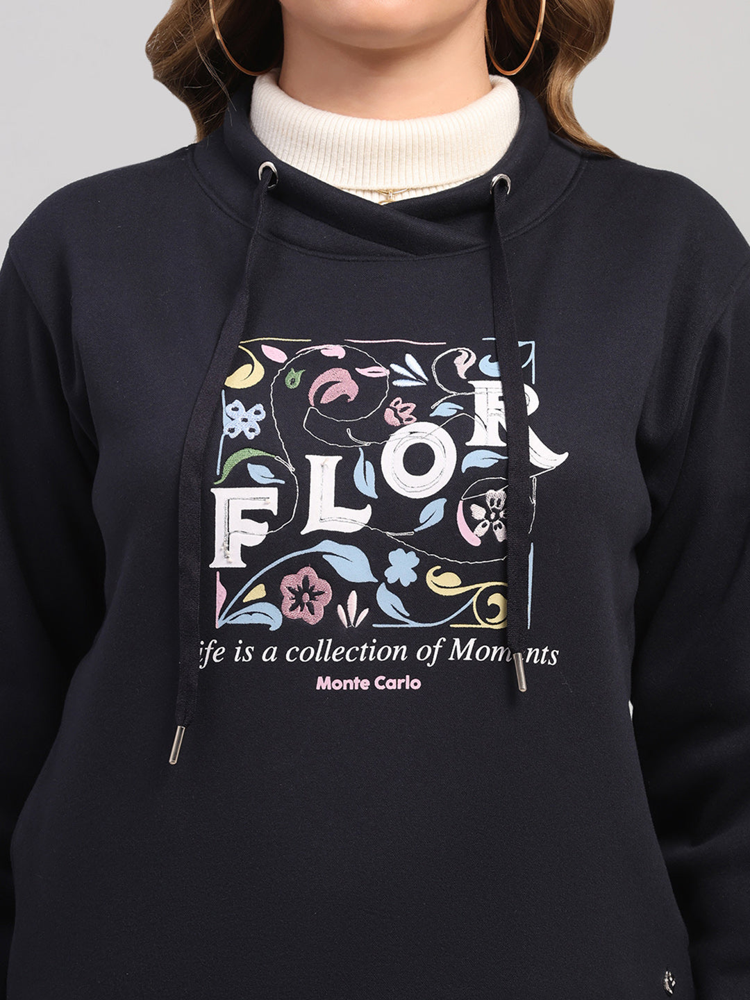 Women Navy Blue Printed Turtle Neck Full Sleeve Sweatshirt