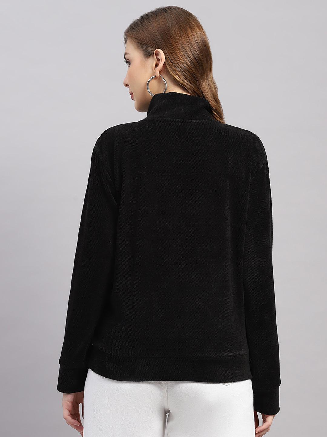 Women Black Printed Round Neck Full Sleeve Sweatshirt