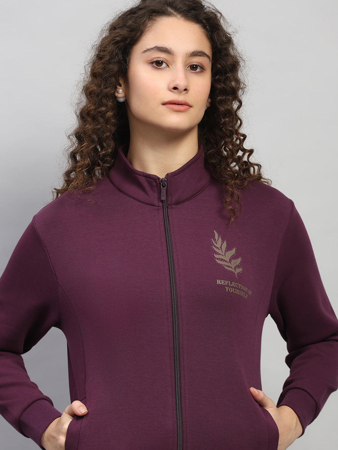 Women Purple Printed Round Neck Full Sleeve Sweatshirt