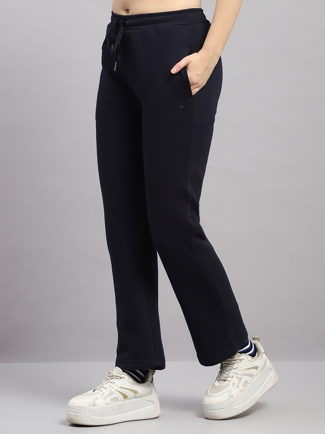 Women Navy Blue Solid Mock Neck Full Sleeve Winter Tracksuit