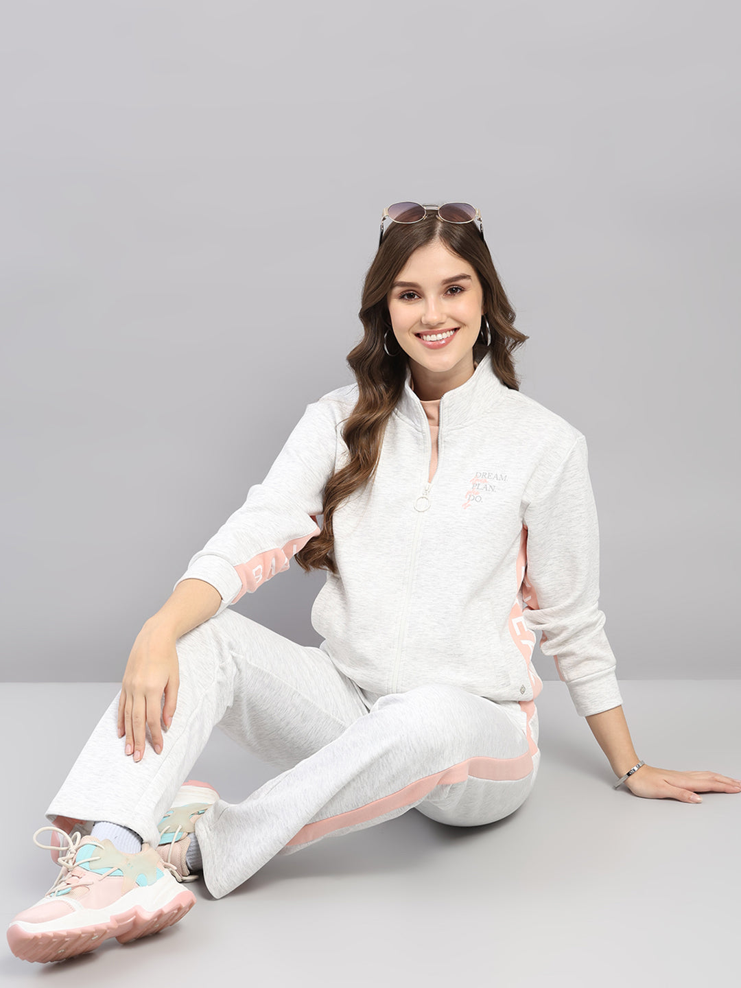 Women Off White Printed Mock Neck Full Sleeve Winter Tracksuit