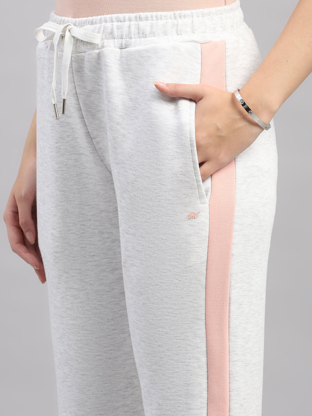 Women Off White Printed Mock Neck Full Sleeve Winter Tracksuit