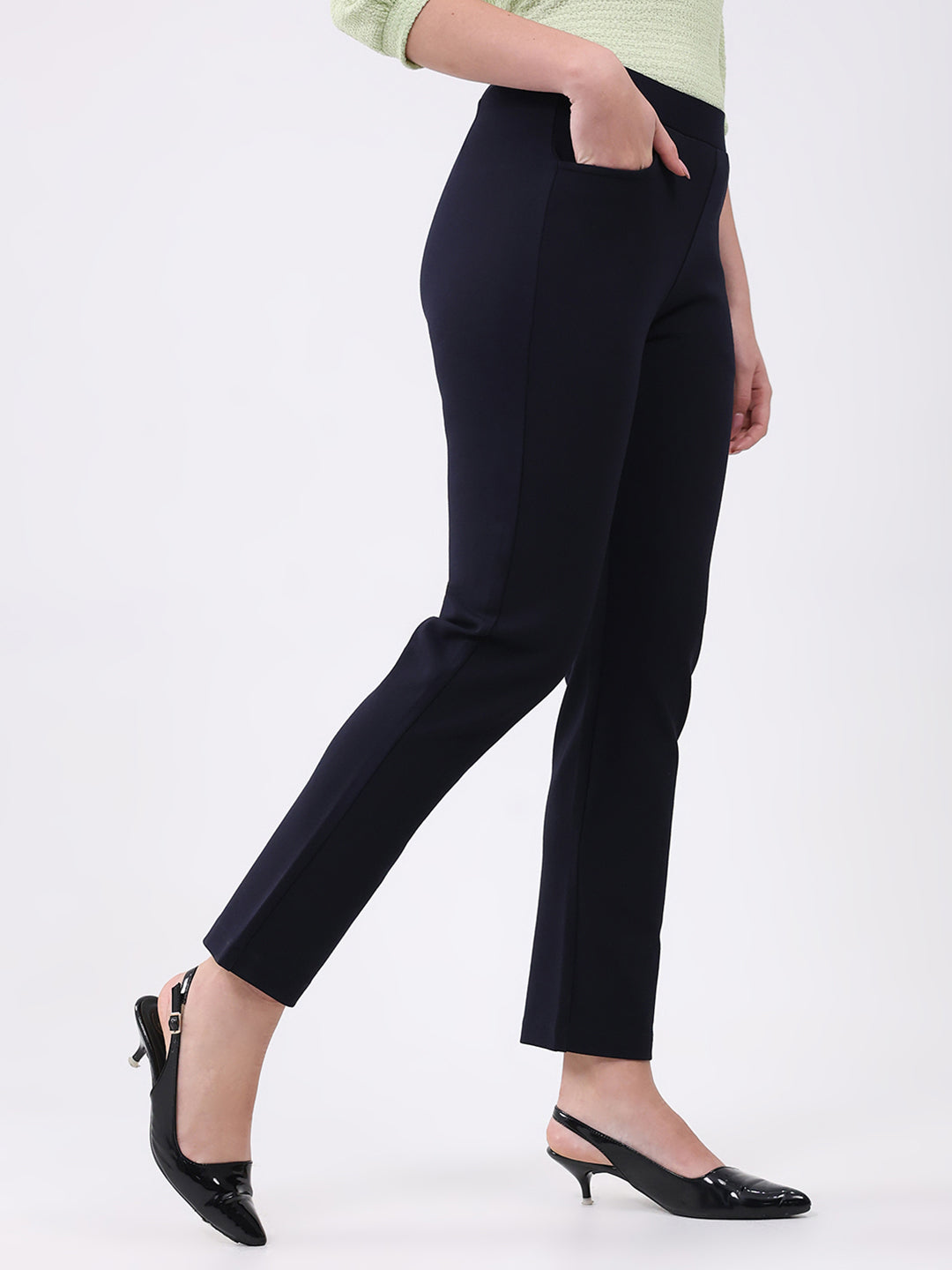 Women Navy Blue Solid Regular Fit Jegging