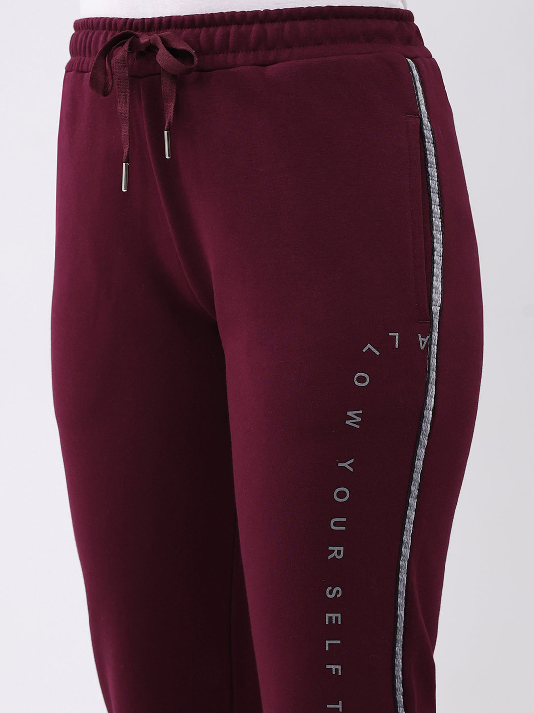 Women Burgundy Printed Regular Fit Winter Lower
