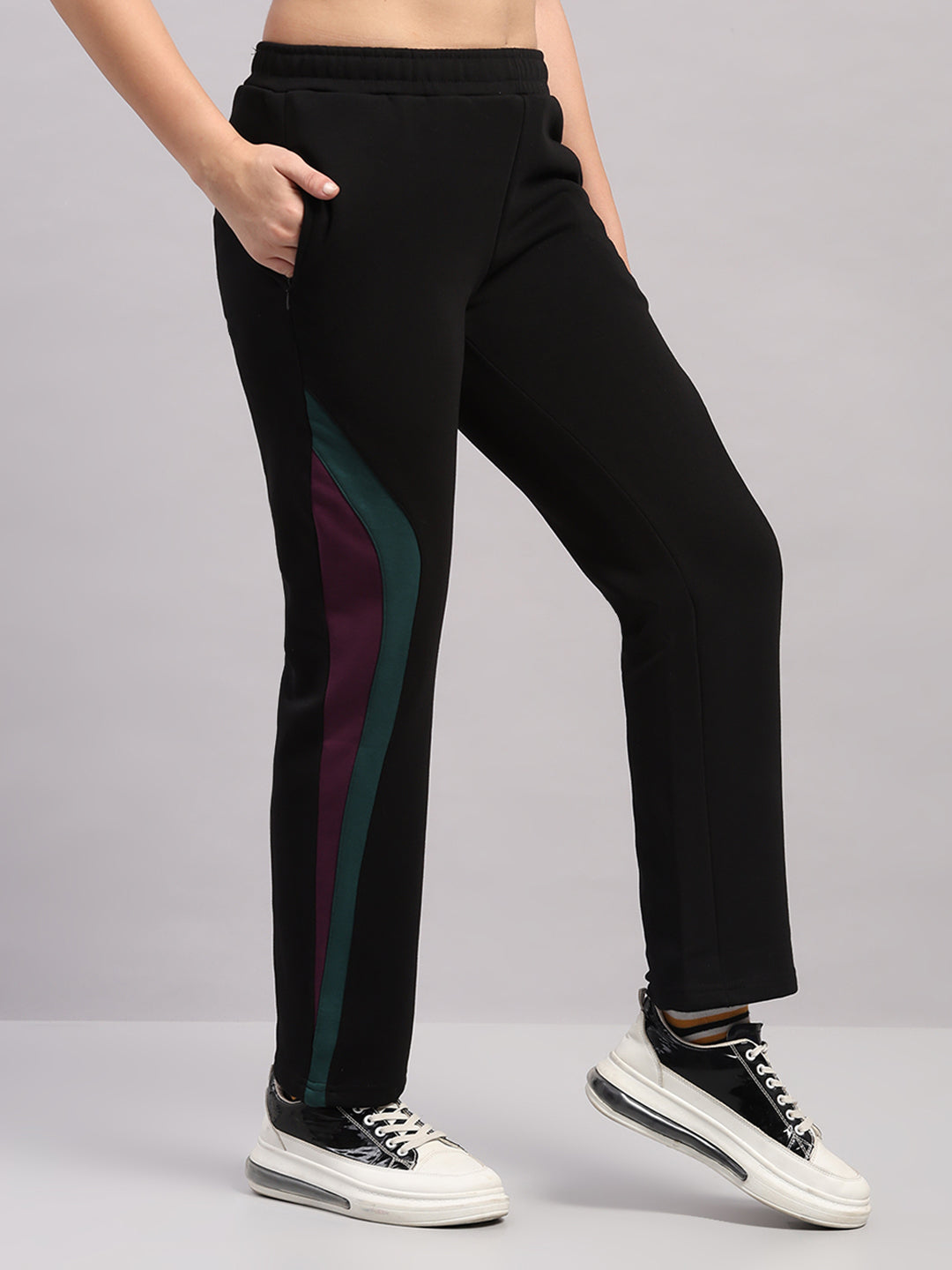 Women Black Solid Regular Fit Winter Lower