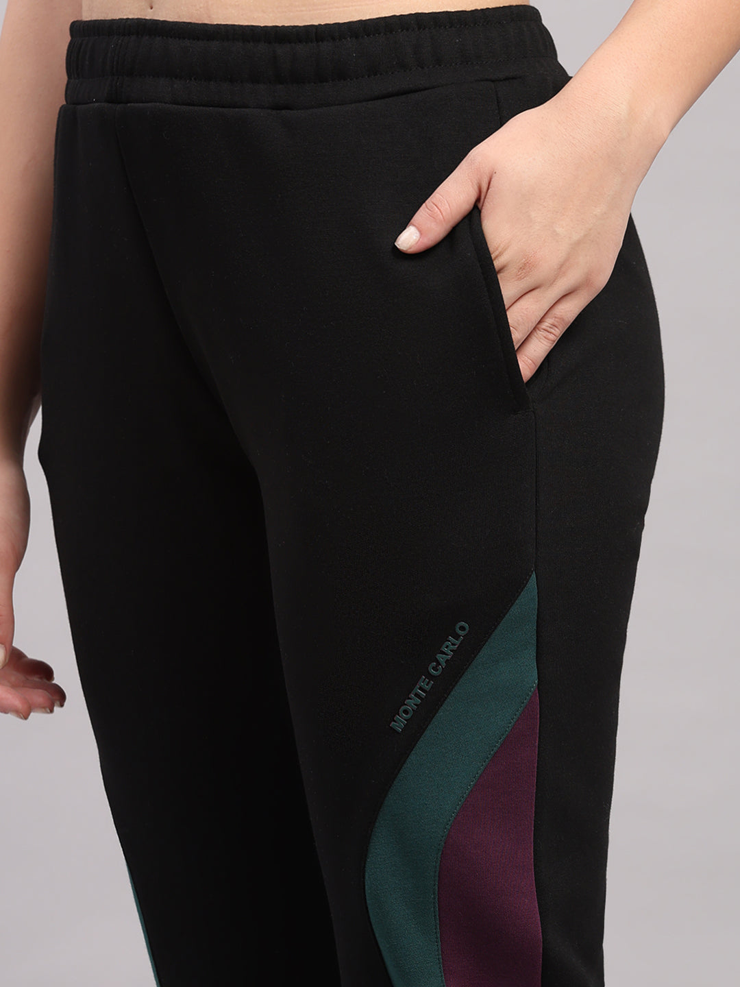 Women Black Solid Regular Fit Winter Lower