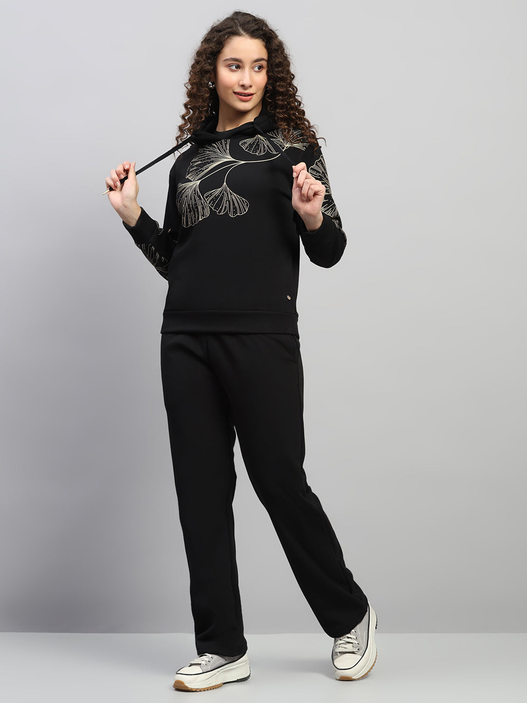Women Black Printed Hooded Full Sleeve Winter Tracksuit