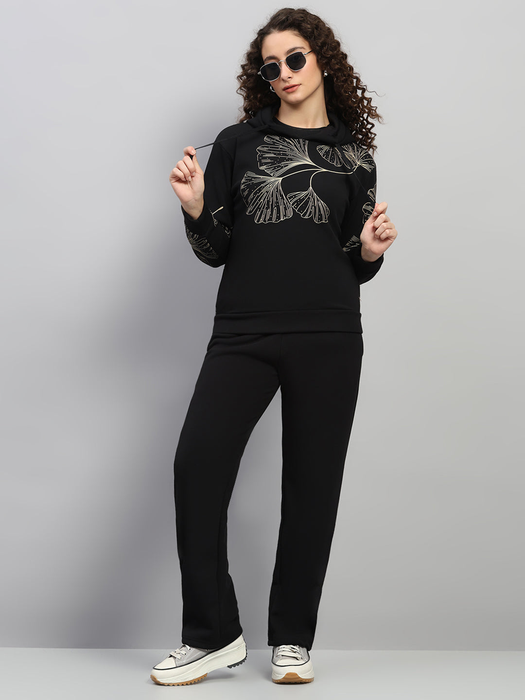 Women Black Printed Hooded Full Sleeve Winter Tracksuit