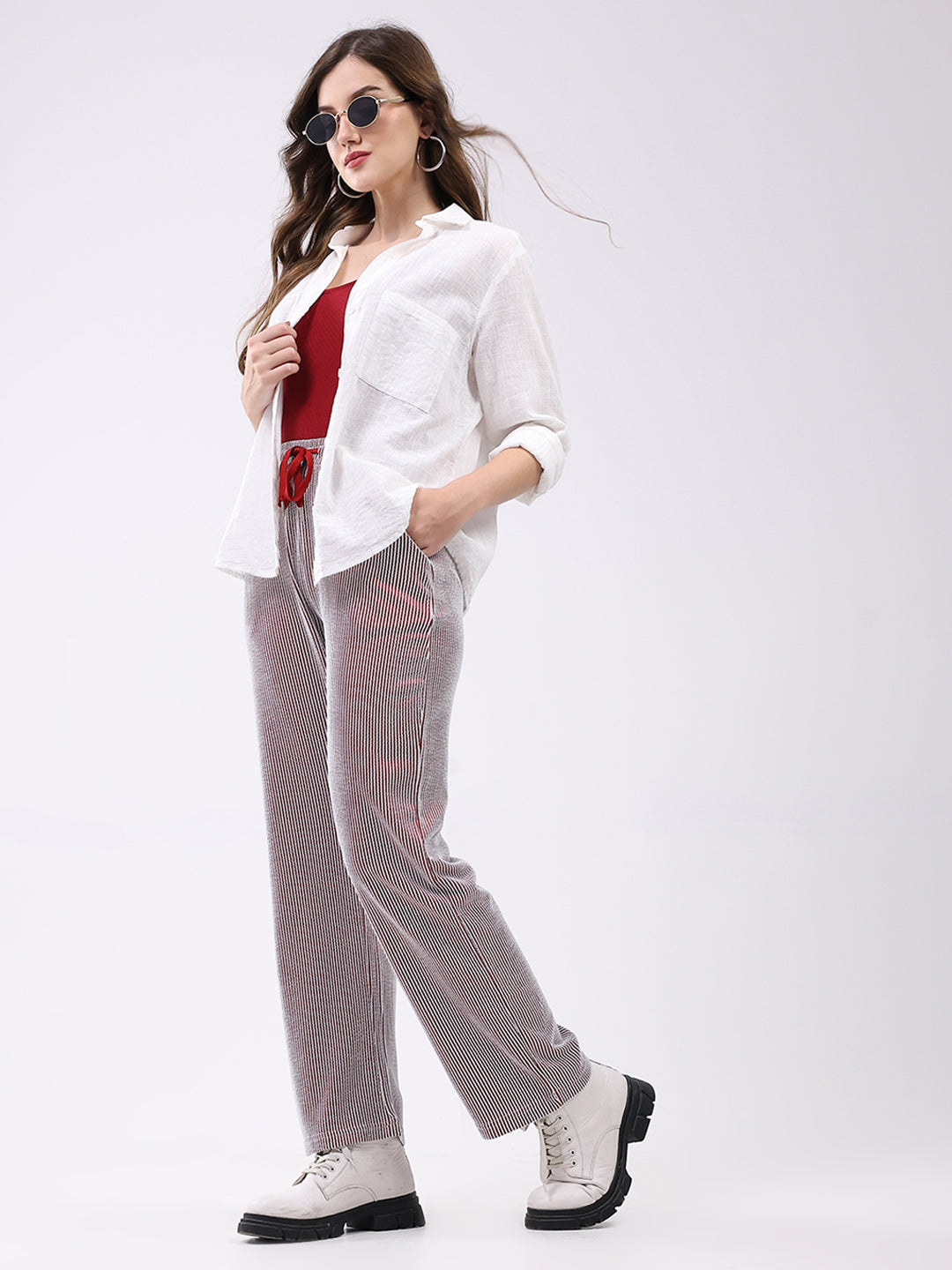 Women Red Self Design Regular Fit Winte Lower