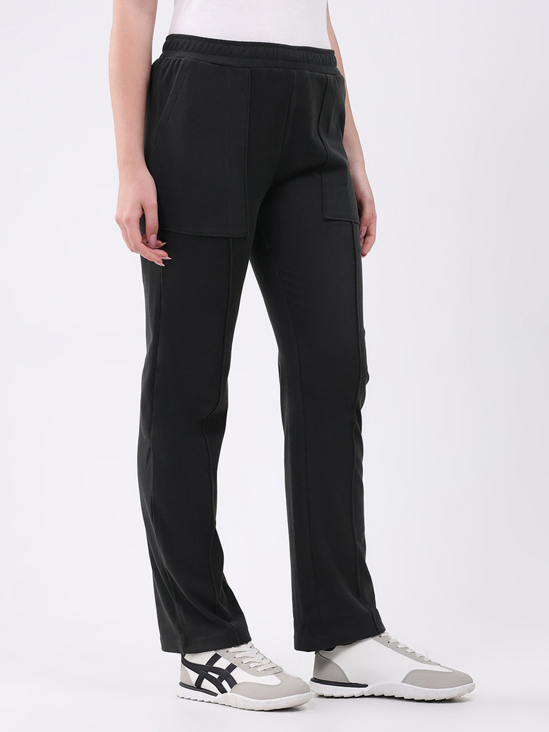 Women Dark Green Solid Regular Fit Winter Lower