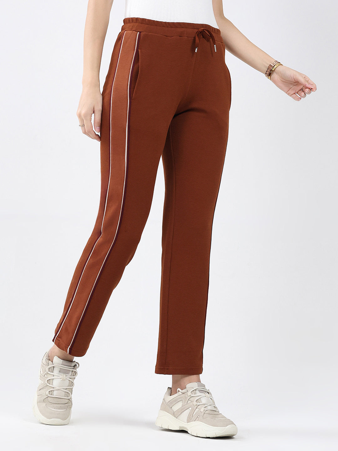 Women Brown Solid Regular Fit Winter Lower