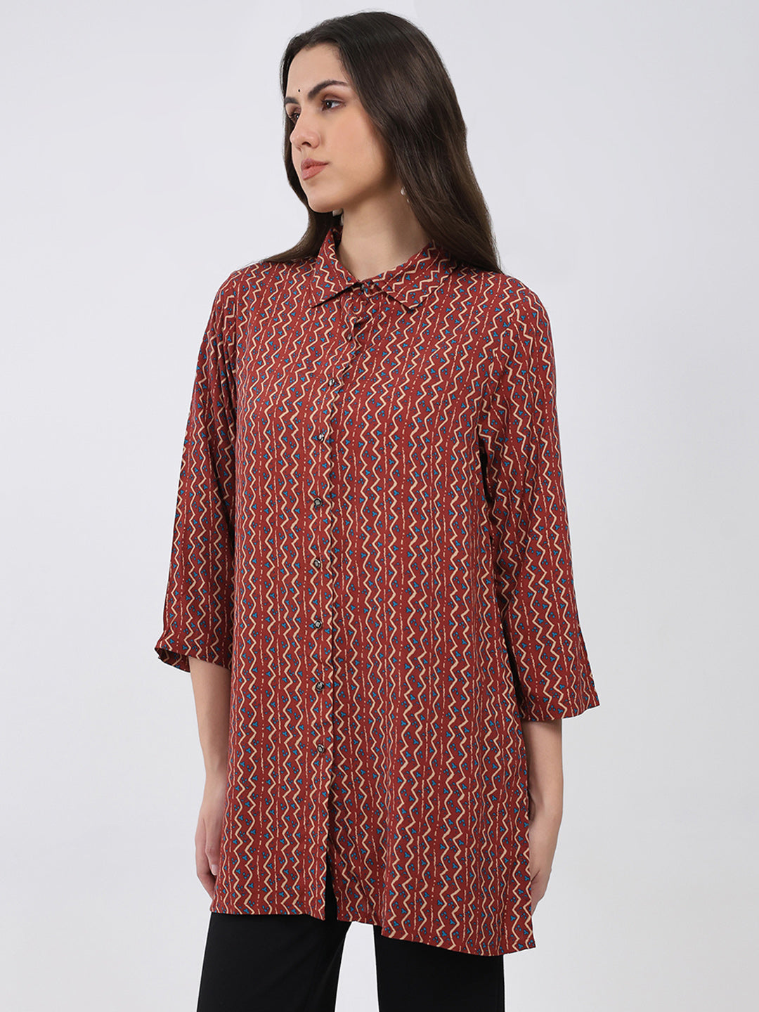 Women Maroon Printed Collar 3/4th Sleeve Winter Kurti