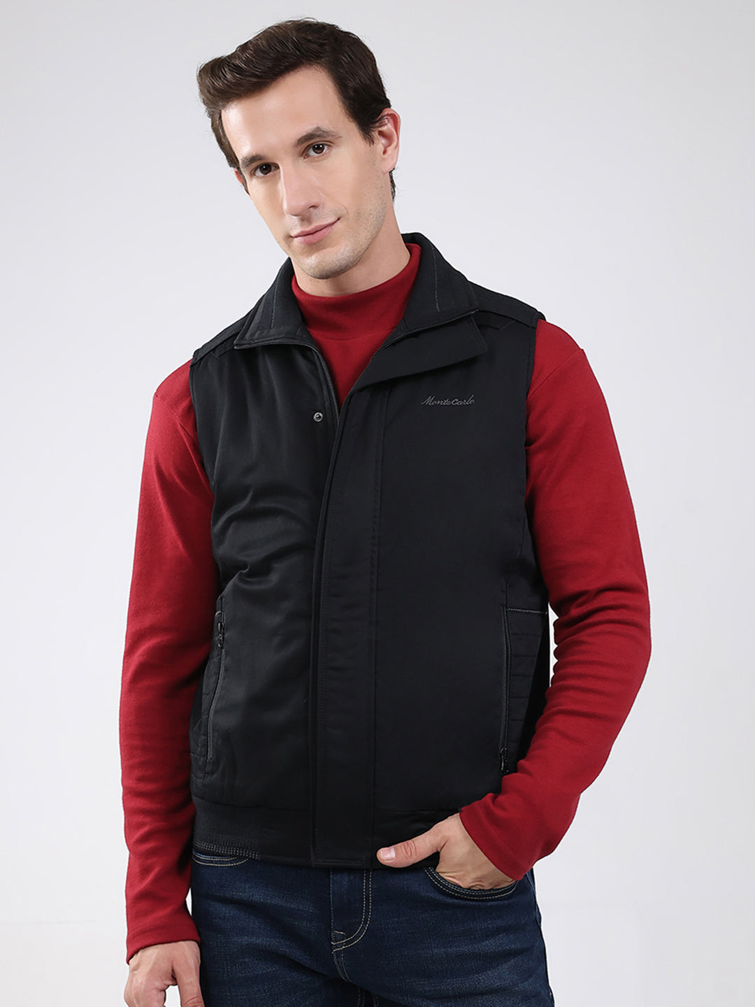 Men Black Solid Mock Neck Sleeveless Jacket