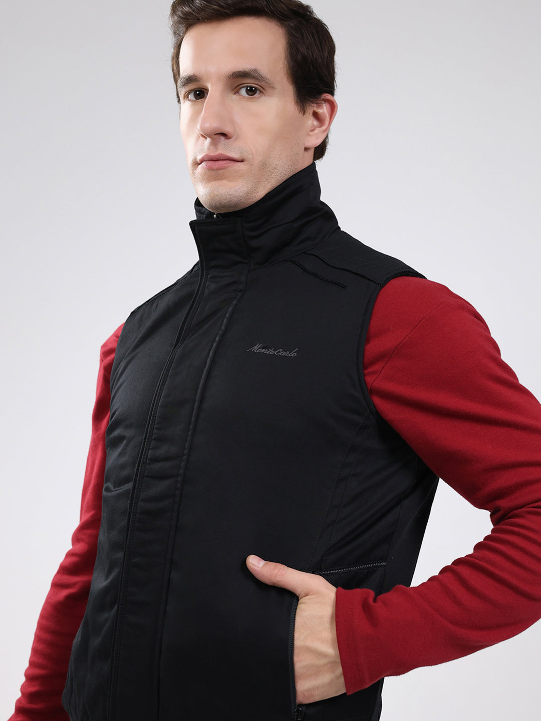 Men Black Solid Mock Neck Sleeveless Jacket