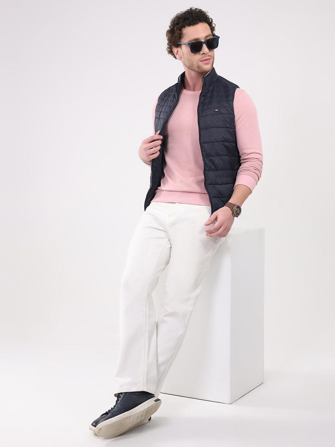 Men Navy Blue Solid Collar Sleeveless Jacket