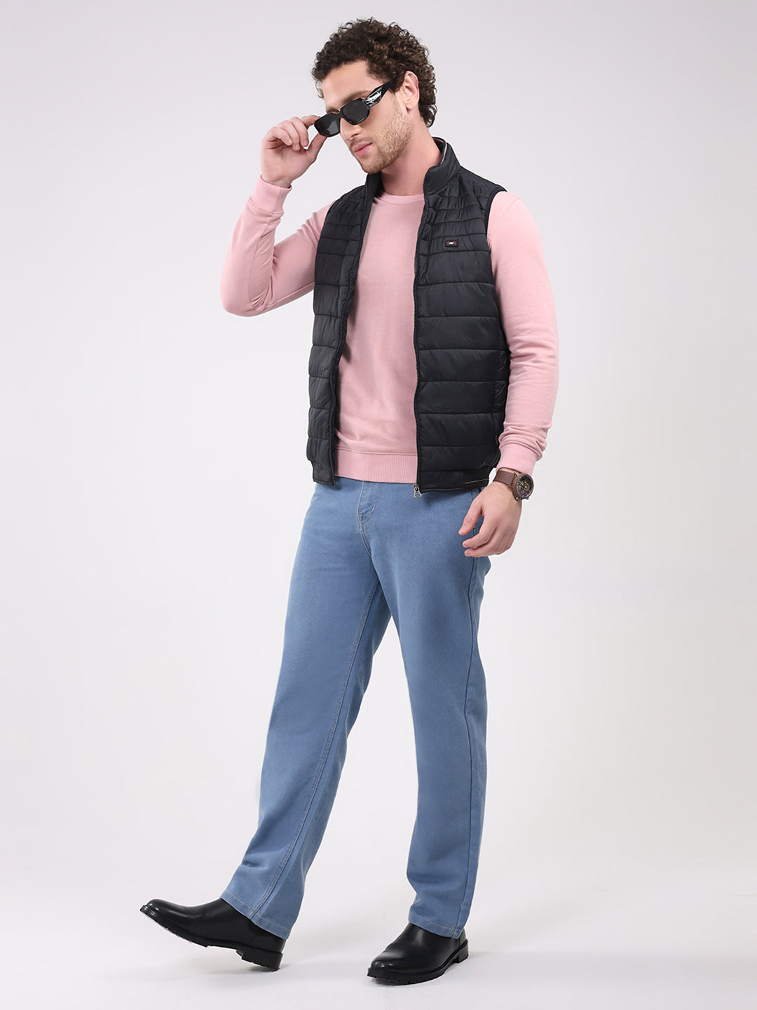 Men Black Solid Collar Sleeveless Jacket