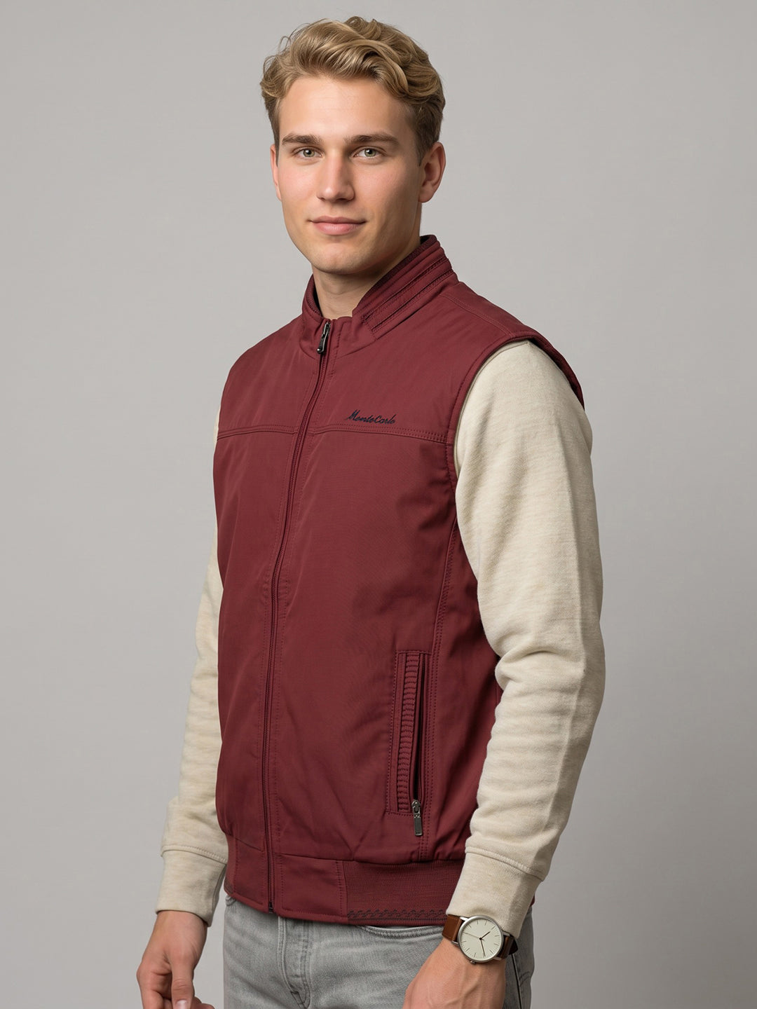 Men Maroon Solid Collar Sleeveless Jacket