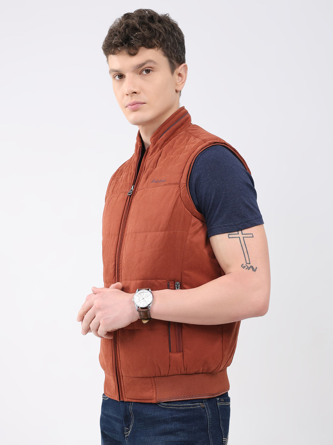 Men Rust Solid Collar Sleeveless Jacket