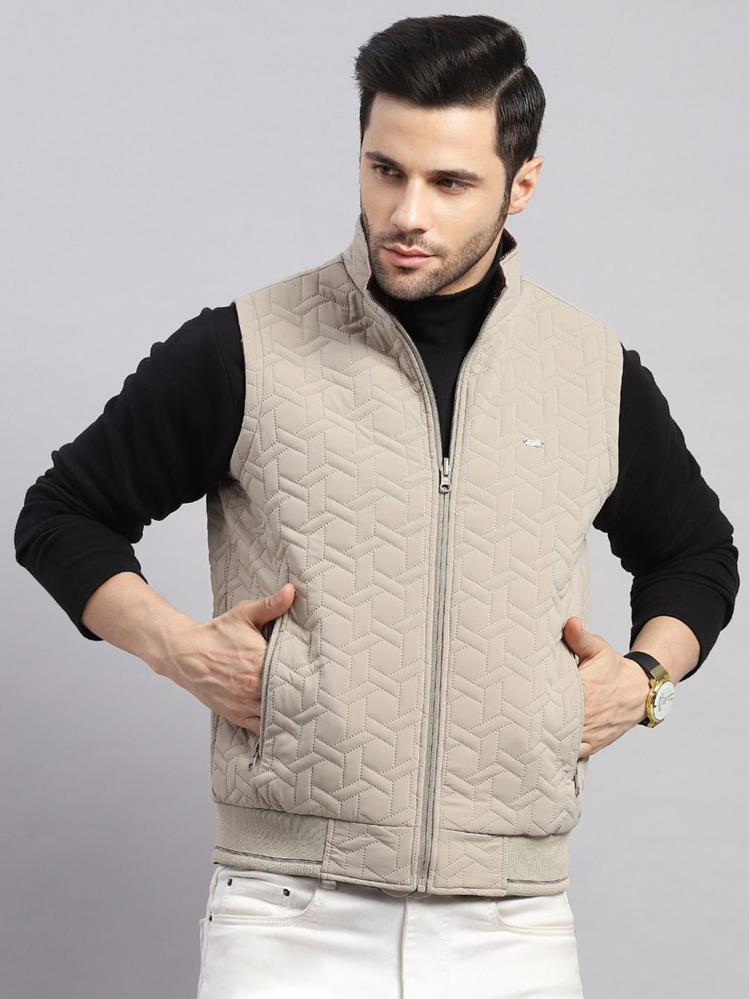 Men Beige Solid Collar Sleeveless Reversible Jacket