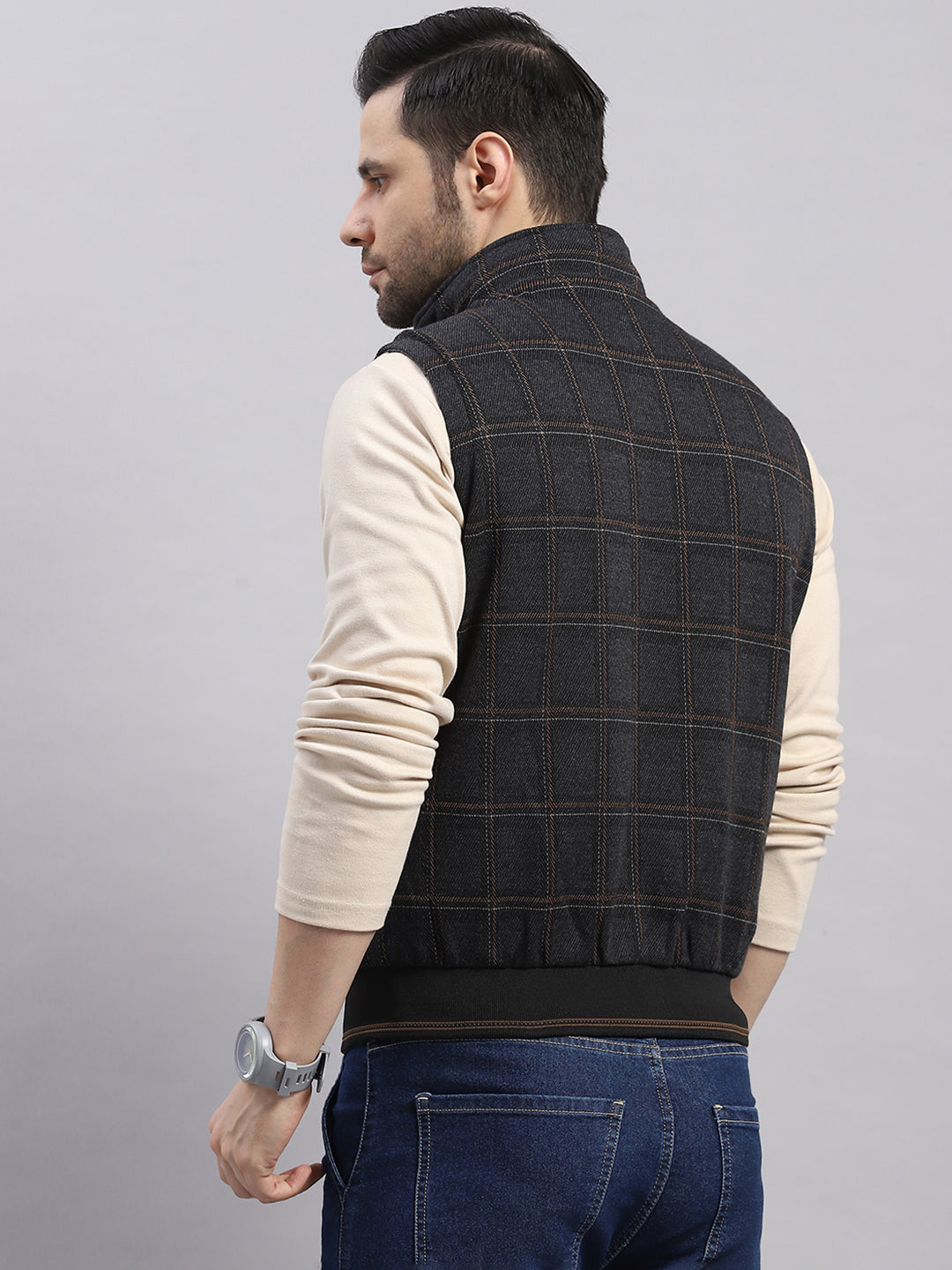 Men Grey Solid Collar Sleeveless Reversible Jacket