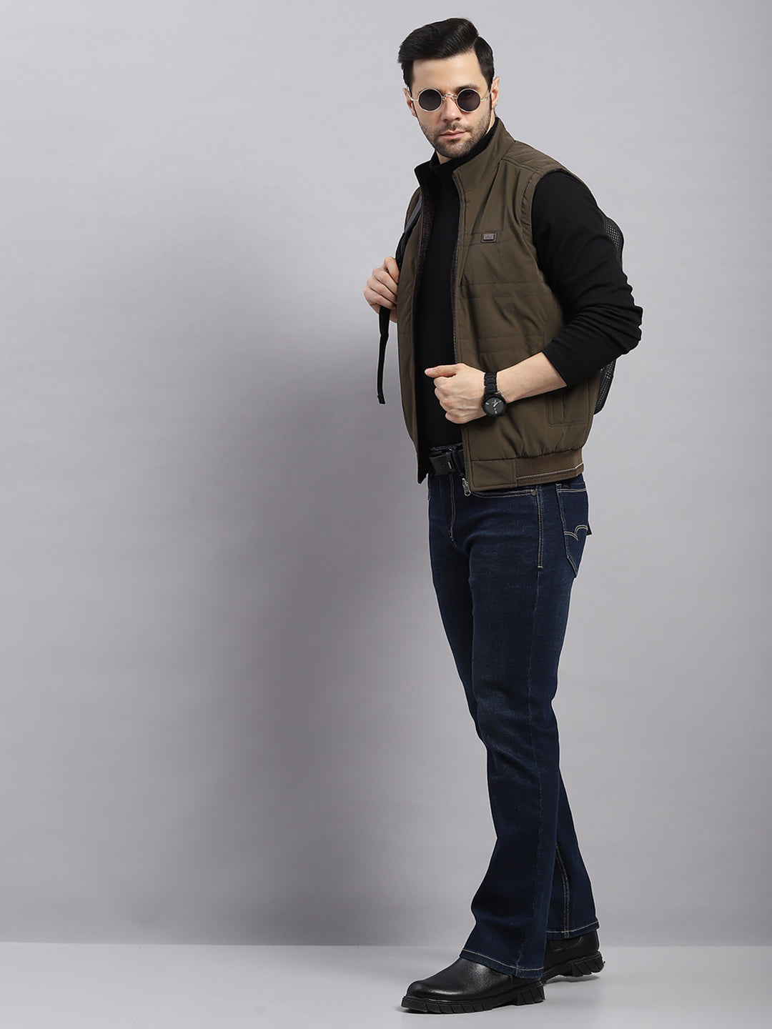 Men Brown Solid Collar Sleeveless Reversible Jacket