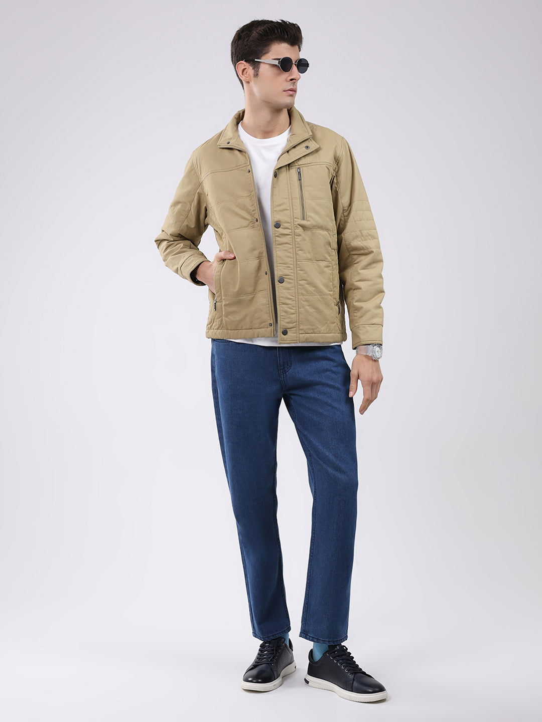 Men Khaki Solid Collar Full Sleeve Jacket