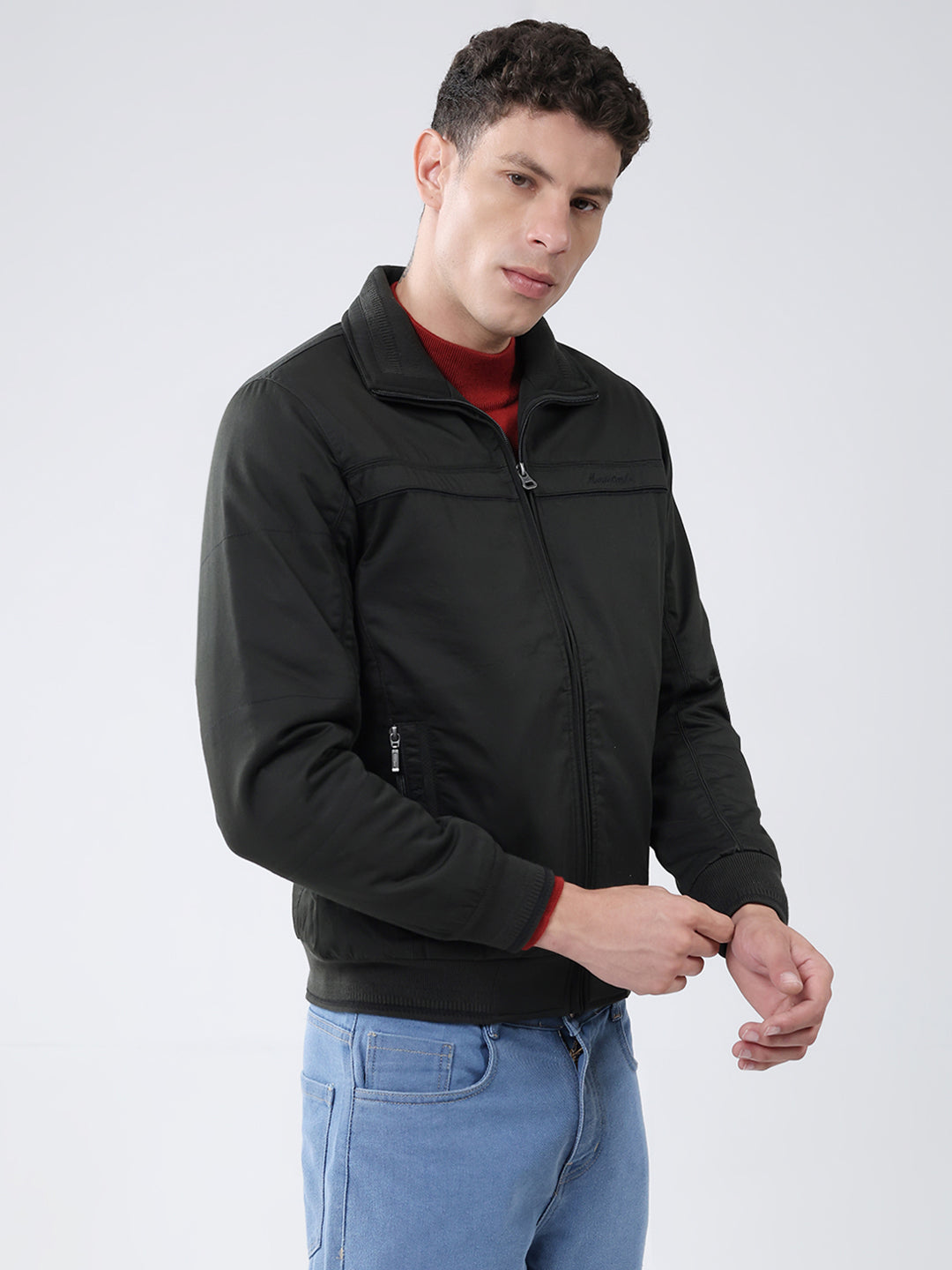 Men Olive Solid Collar Full Sleeve Jacket