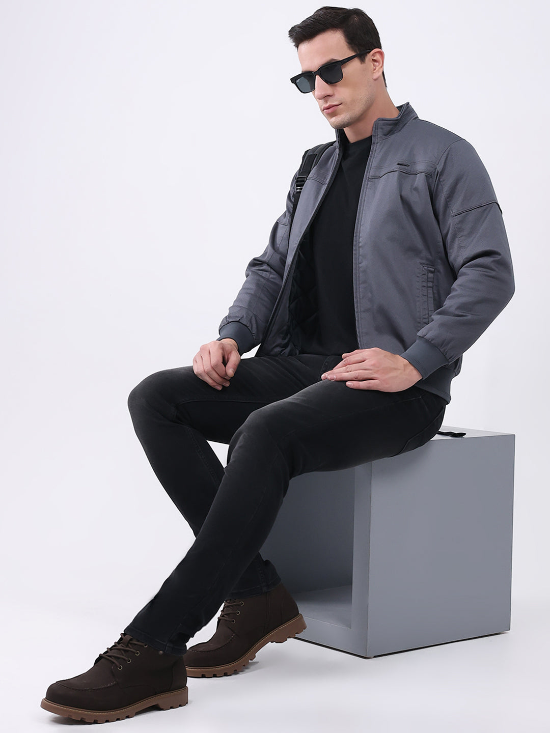 Men Grey Solid Mock Neck Full Sleeve Jacket