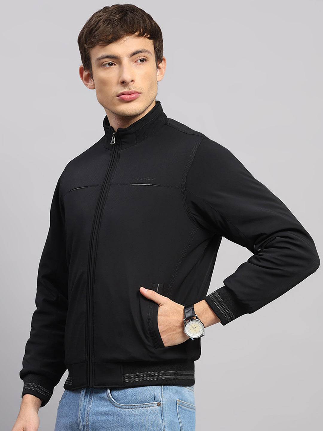Men Black Solid Mock Neck Full Sleeve Jacket