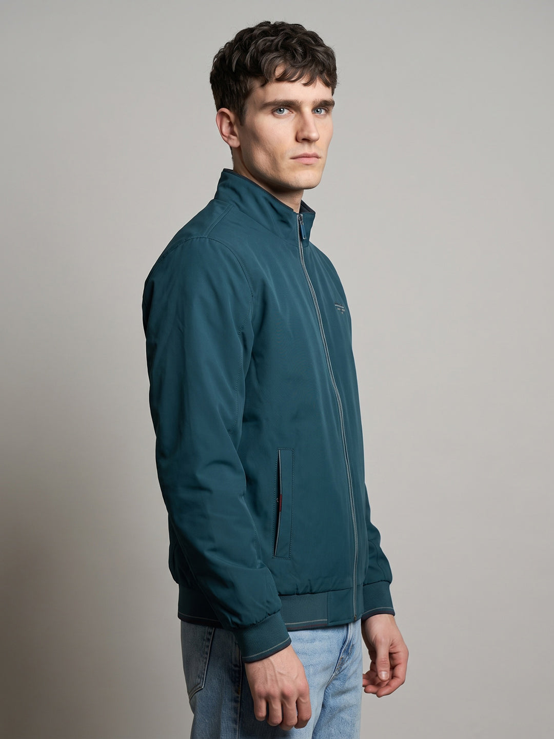 Men Blue Solid Mock Neck Full Sleeve Jacket