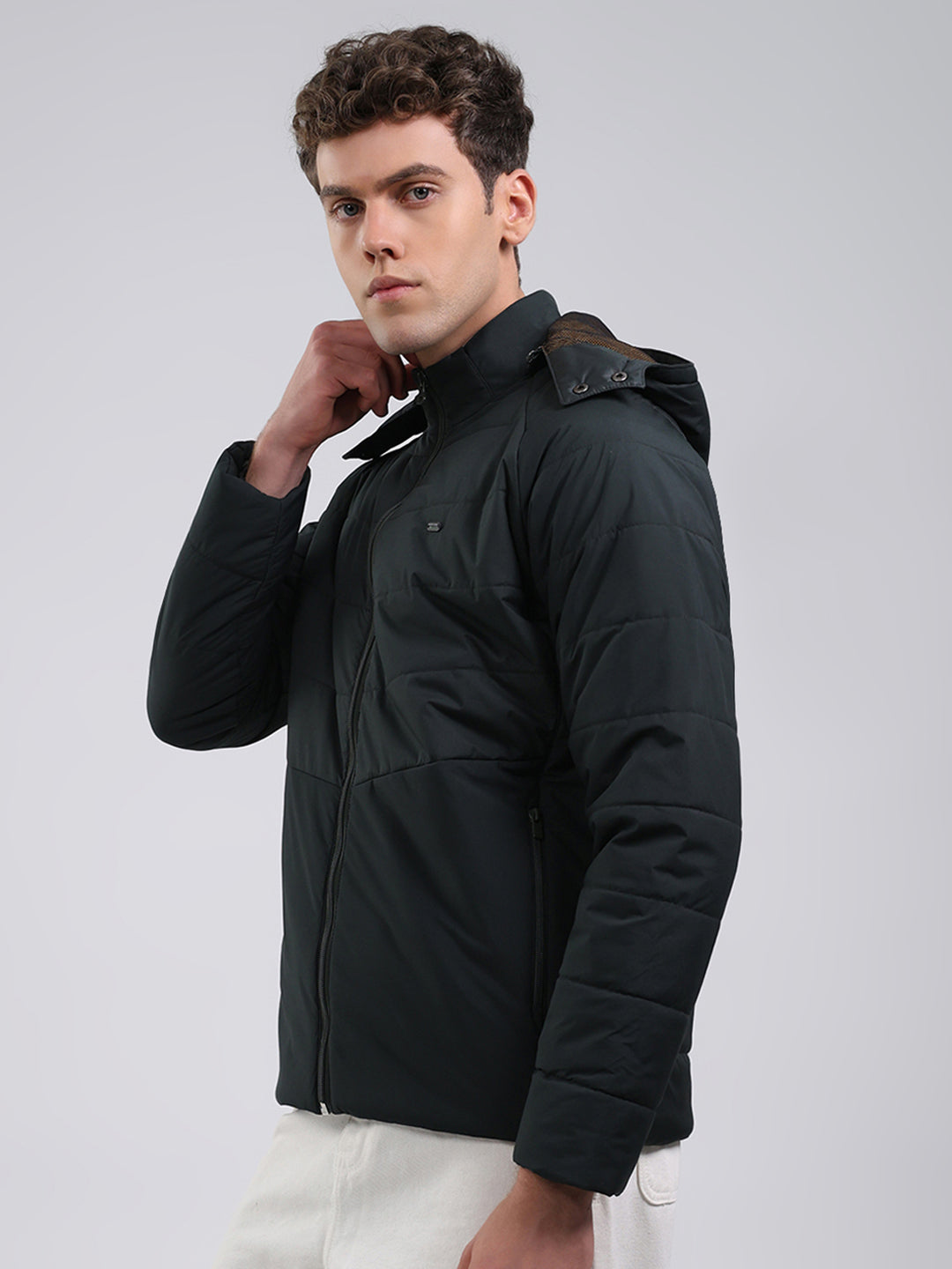 Men Olive Solid Hooded Full Sleeve Jacket