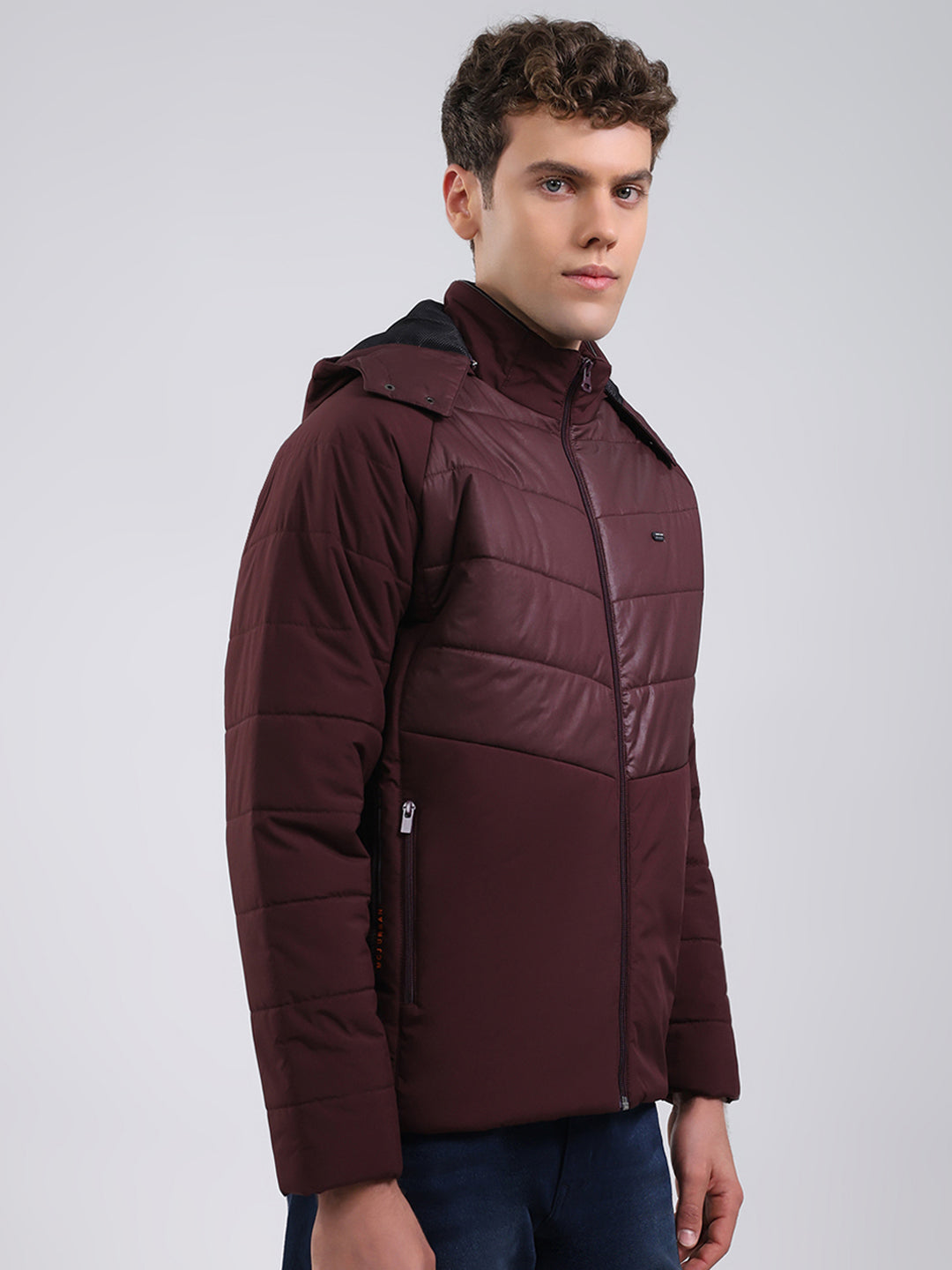 Men Burgundy Solid Hooded Full Sleeve Jacket