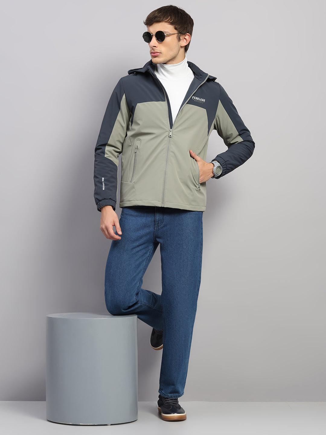 Men Blue Solid Hooded Full Sleeve Jacket