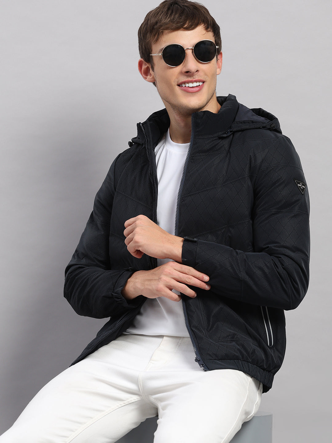 Men Navy Blue Solid Hooded Full Sleeve Jacket