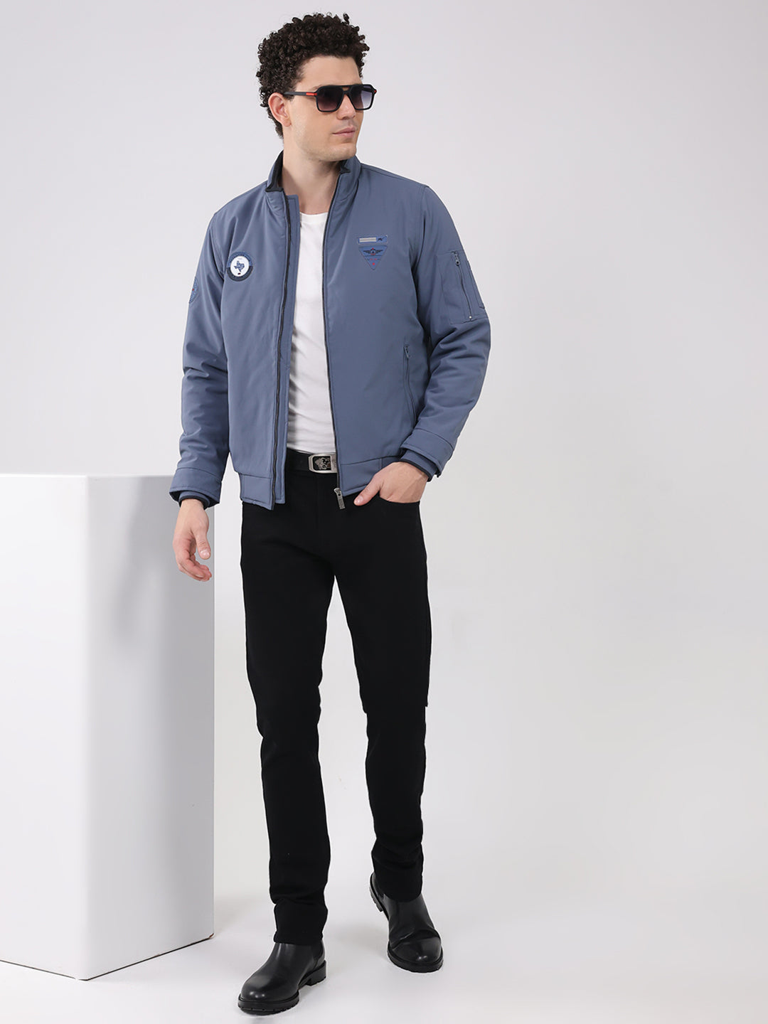 Men Blue Solid Collar Full Sleeve Jacket