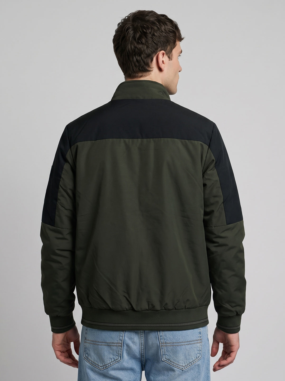 Men Olive Solid Turtle Neck Full Sleeve Jacket