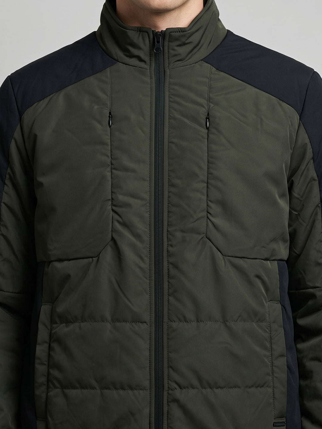 Men Olive Solid Turtle Neck Full Sleeve Jacket