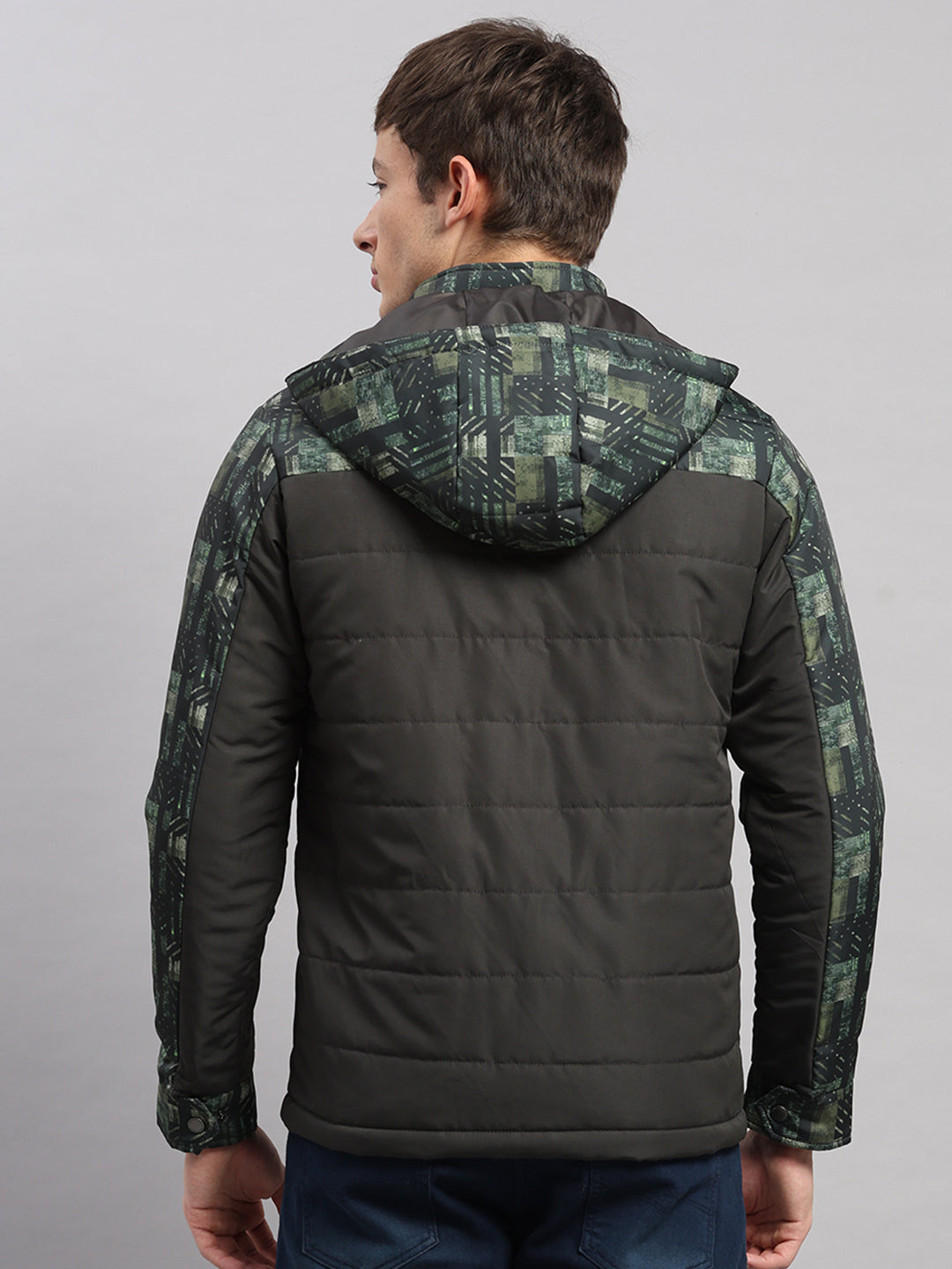 Men Olive Solid Hooded Full Sleeve Jacket