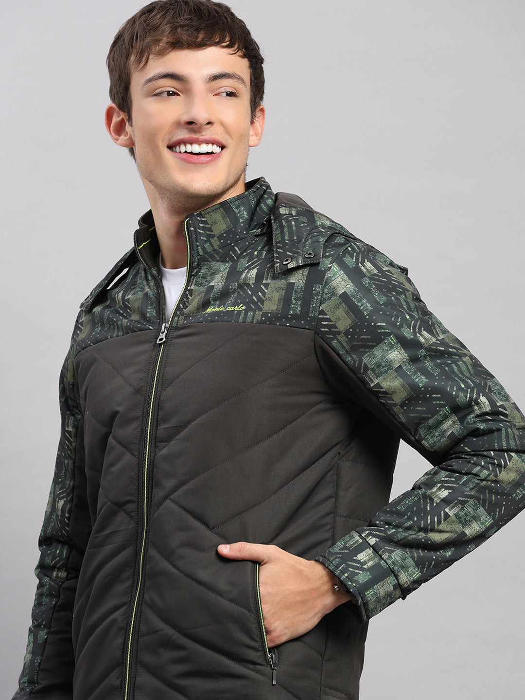 Men Olive Solid Hooded Full Sleeve Jacket