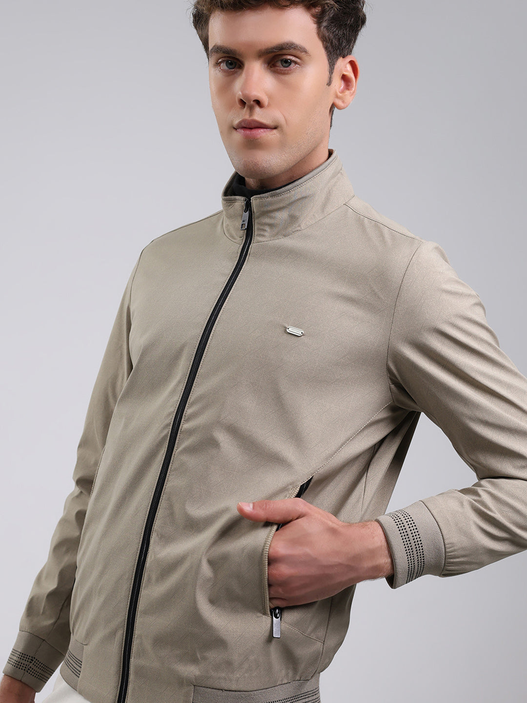 Men Beige Solid Stand Collar Full Sleeve Jacket