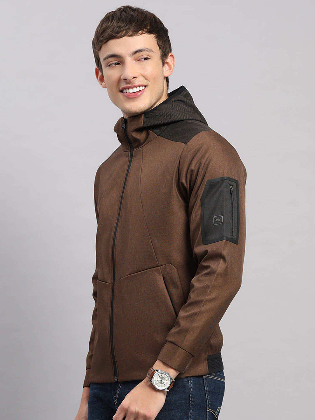 Men Brown Solid Hooded Full Sleeve Jacket